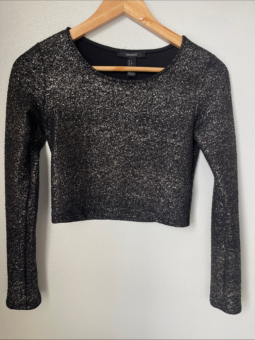 Forever 21 Black Metallic Sparkle Crop Long-Sleeve Top Size S